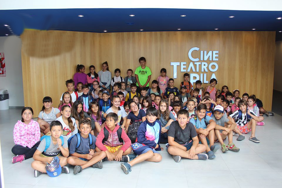 PILA: Los chicos de la Escuela de Verano disfrutaron del Cine