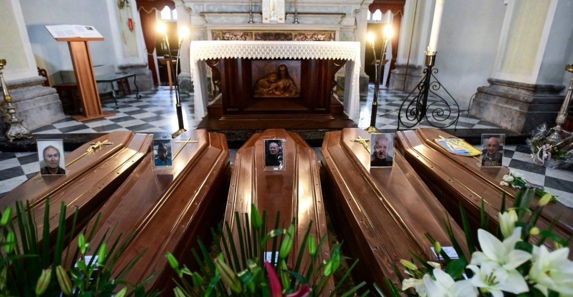 Nuevo récord de muertes en Italia: 793 en un día Nuevo récord de muertes en Italia: 793 en un día