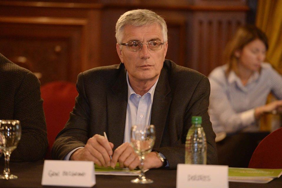 GRAL BELGRANO: El Intendente anuncio el Desdoblamiento en el Pago de Sueldos y Horas Extras.