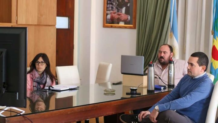 RANCHOS: Mediante videoconferencia con Kicillof, el Intendente Alvarez gestionó créditos para equipamiento en salud