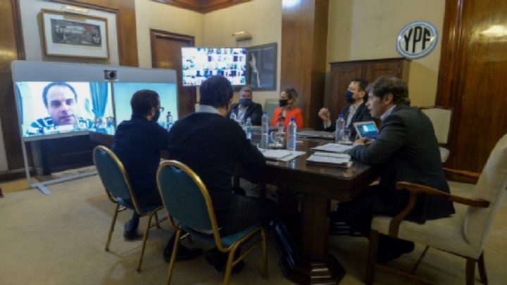 La Provincia presentó una línea de Leasing especial para municipios