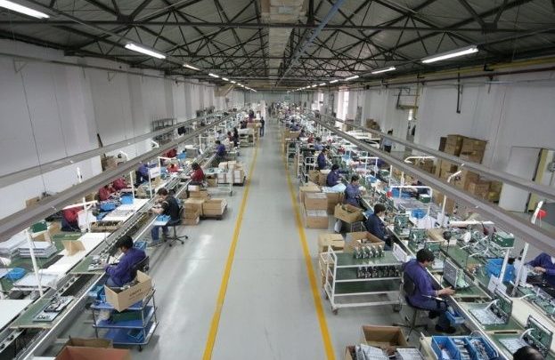 Reabrieron las fábricas de celulares, televisores y equipos de aire acondicionado