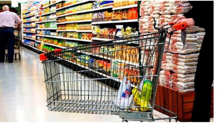 CASTELLI: Se extiende el horario comercial
