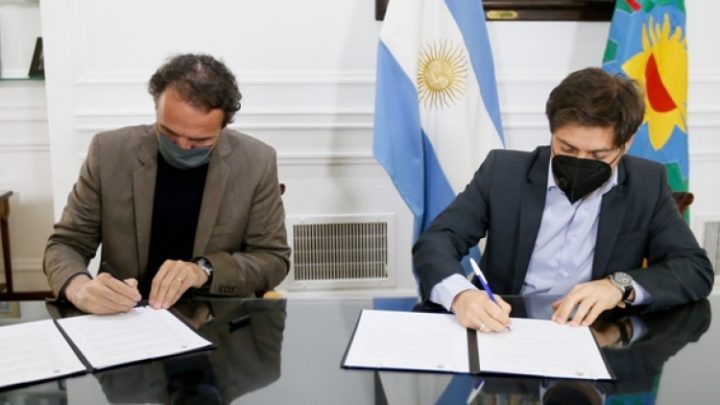 Provincia firmó convenios con Nación para obras viales y de agua y saneamiento en más de 40 municipios