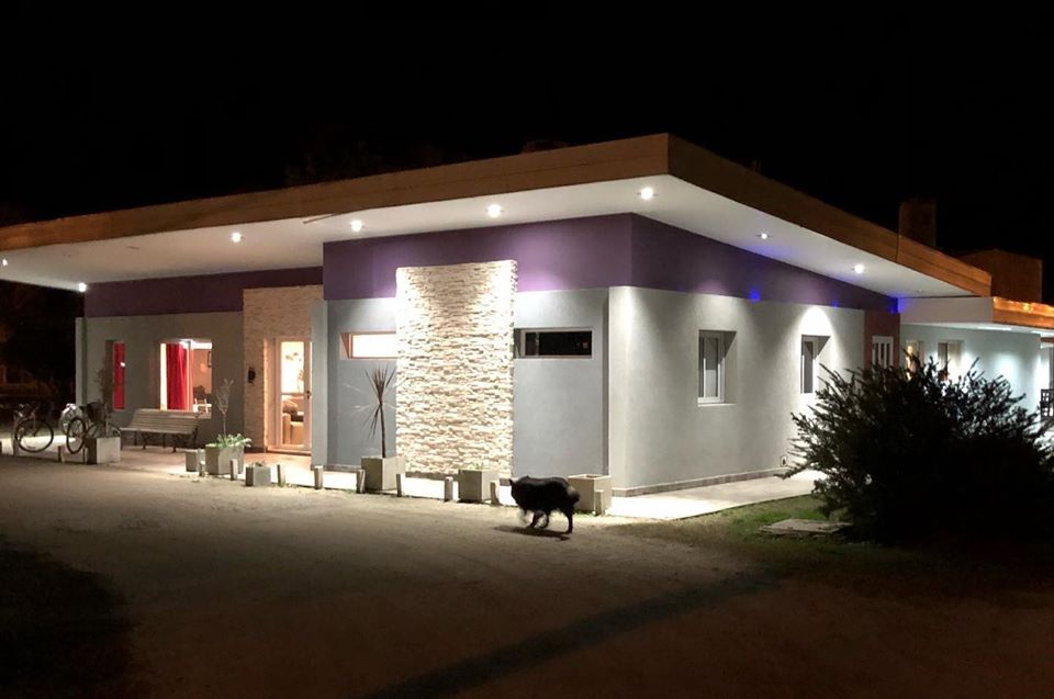 CASTELLI: Trabajadores de la salud decidieron aislarse con los abuelos del hogar CASTELLI: Trabajadores de la salud decidieron aislarse con los abuelos del hogar