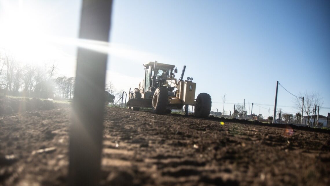 LAS FLORES: El Municipio acelera la obra pública para reactivar la economía