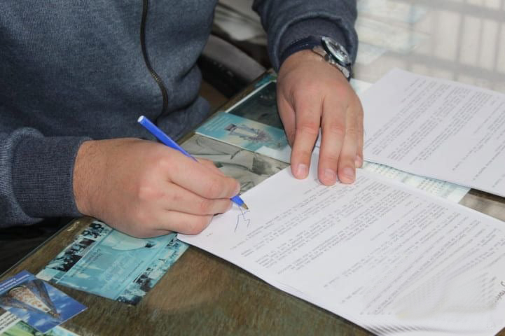 El municipio invertirá más de 10 millones de pesos en maquinaria vial y equipo hospitalario El municipio invertirá más de 10 millones de pesos en maquinaria vial y equipo hospitalario