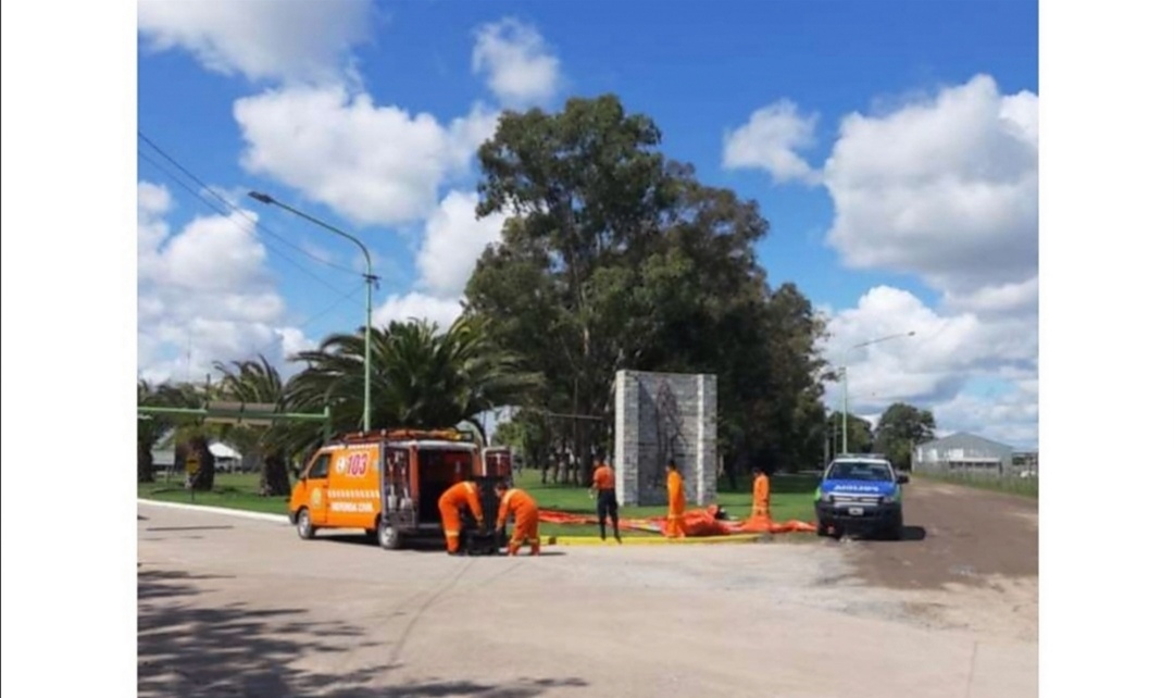 CASTELLI: Fueron abiertos accesos y el pase de la laguna