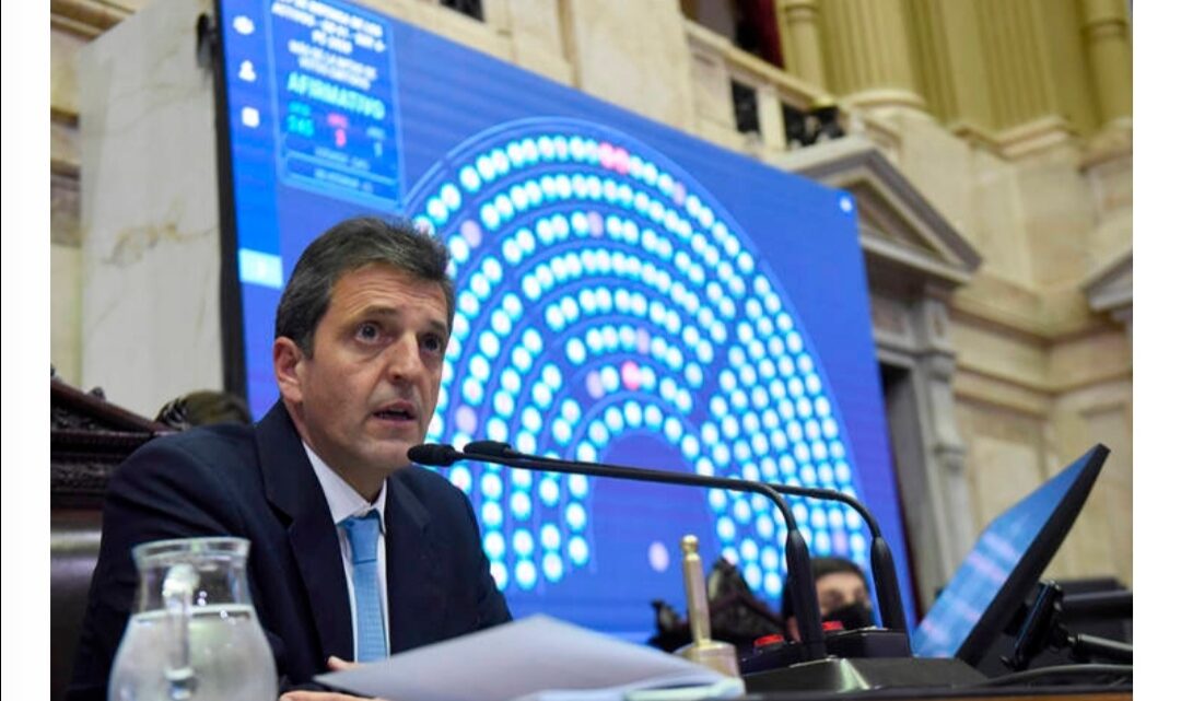 Massa busca modificar el impuesto a las ganancias