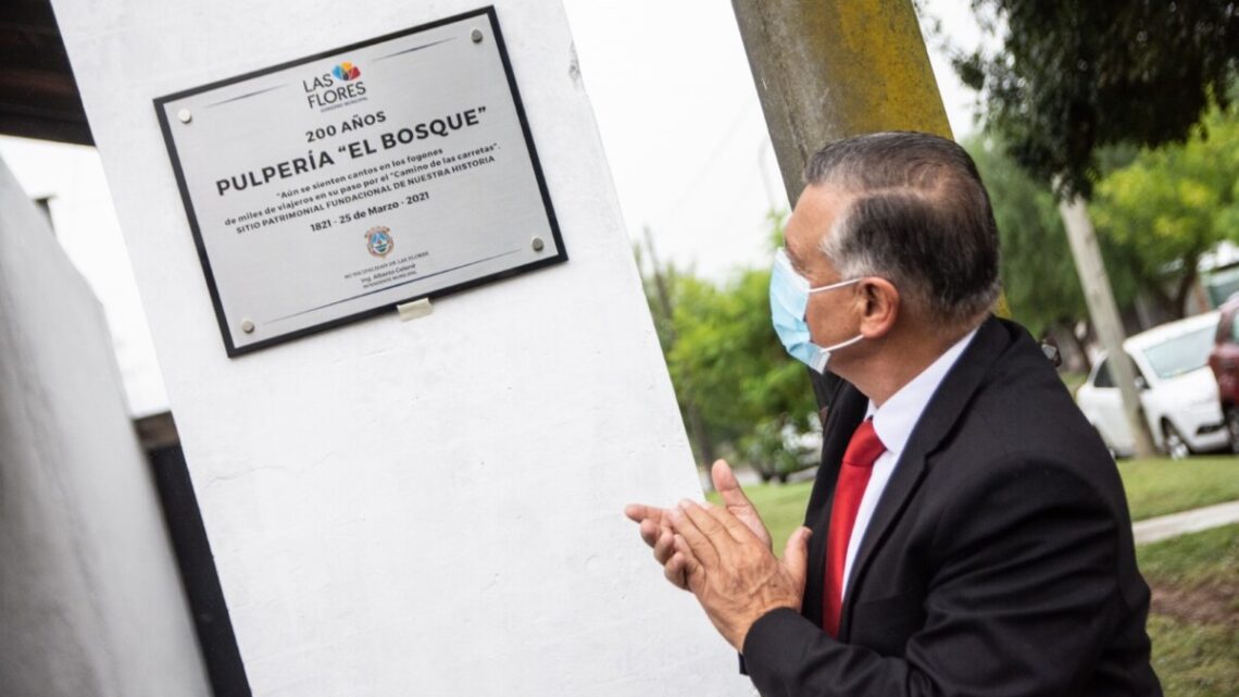 LAS FLORES: Descubrieron una placa por los 200 años de La Pulpería “El Bosque”