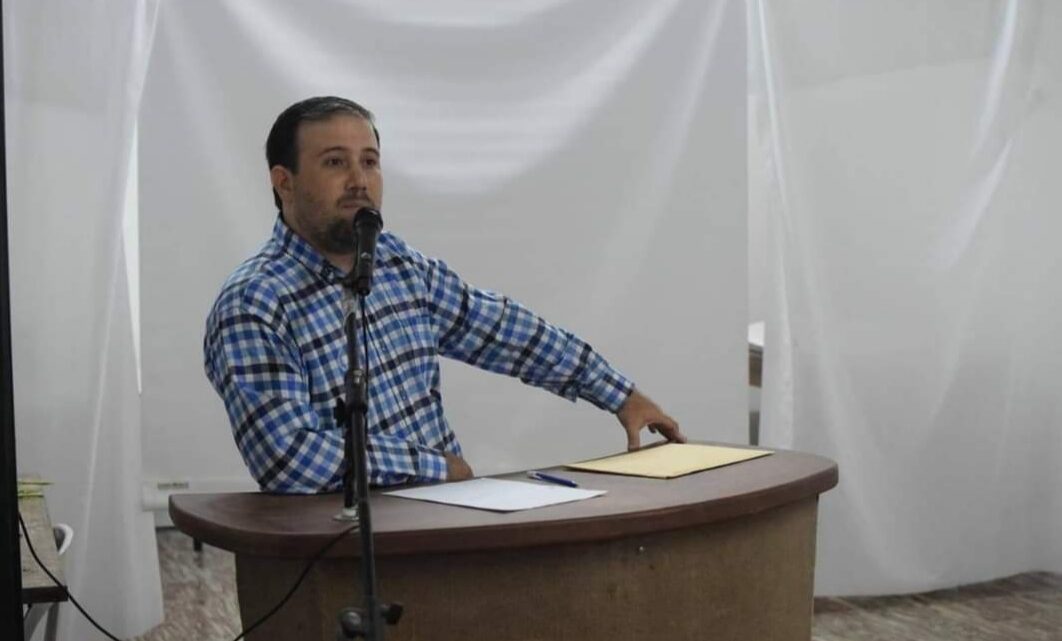 GRAL BELGRANO: Otro funcionario deja el gabinete de Dinapoli GRAL BELGRANO: Otro funcionario deja el gabinete de Dinapoli