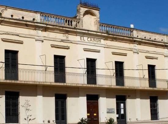 Renuncia la totalidad de la Comisión Amigos del Museo producto del desplazamiento de Clarita Rodríguez Renuncia la totalidad de la Comisión Amigos del Museo producto del desplazamiento de Clarita Rodríguez