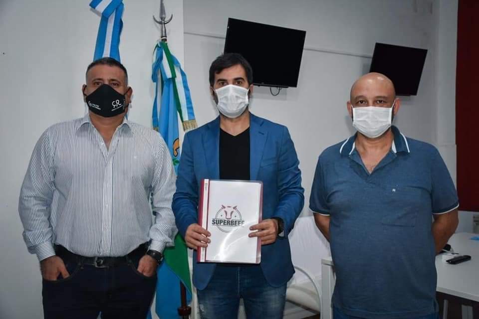CASTELLI: El Frigorífico Superbeef aportará más de medio millón por mes al Hospital CASTELLI: El Frigorífico Superbeef aportará más de medio millón por mes al Hospital