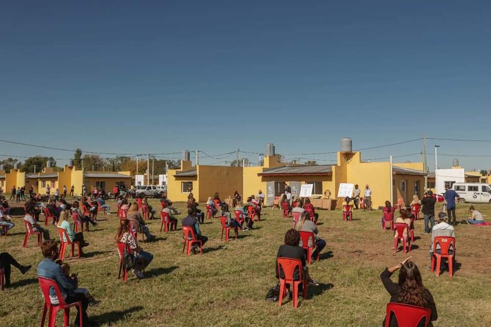 En un emotivo acto se realizó el sorteo de las Viviendas del Plan Federal En un emotivo acto se realizó el sorteo de las Viviendas del Plan Federal