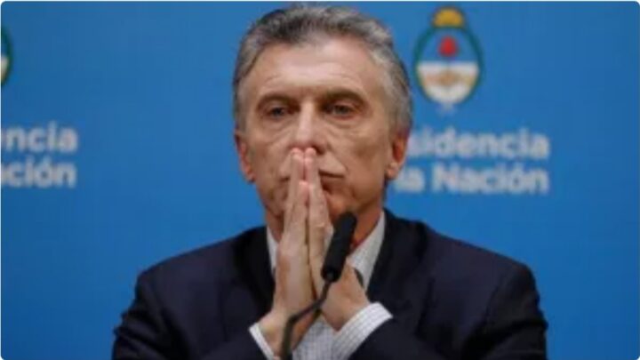 Macri fue denunciado por instigar a violar las restricciones sanitarias impulsadas por el gobierno