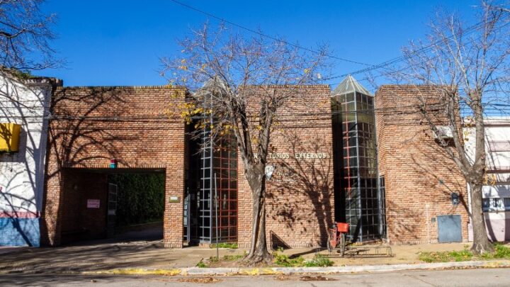 LAS FLORES: El Intendente gestionó convenio con el IPD para aliviar el Hospital