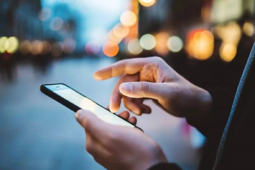 La Justicia suspendió el DNU que declaraba esenciales las telecomunicaciones y las empresas podrán aumentar los precios La Justicia suspendió el DNU que declaraba esenciales las telecomunicaciones y las empresas podrán aumentar los precios