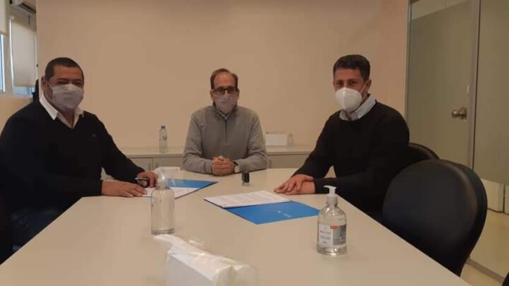 Walker cumple con su palabra y comienza la pavimentación de circunvalación