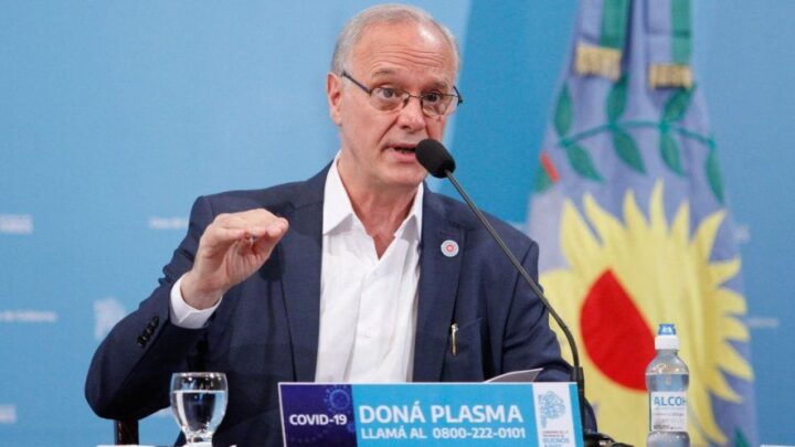 Gollan afirmó que es inminente la vacunación de la población de 3 a 18 años