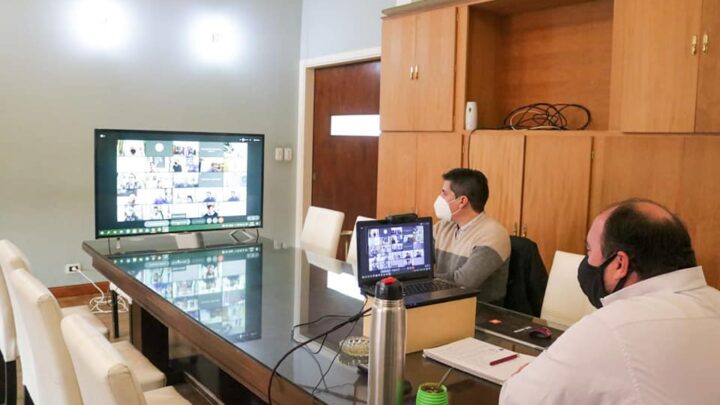 RANCHOS: Álvarez acompañó a Kicillof en la firma de convenios del programa PREIMBA