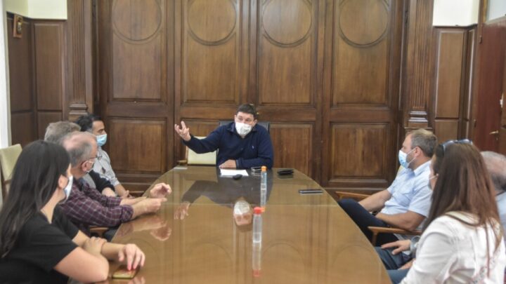 LAS FLORES: Comenzó la Diplomatura en Emprendedorismo y Gestión de la Innovación