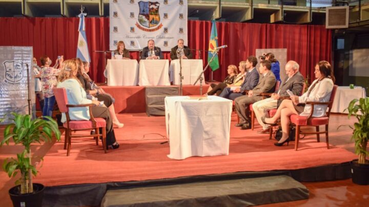 RANCHOS: La oposición culmina el año dividida en tres bloques