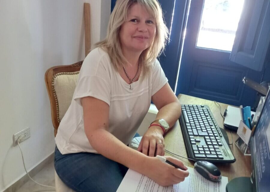 PILA: La artista plástica Vanina Hernández es la nueva Directora de Cultura PILA: La artista plástica Vanina Hernández es la nueva Directora de Cultura