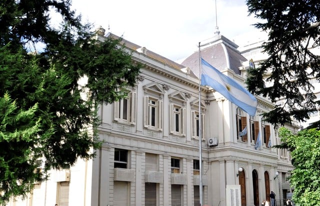 La UNLP firmó el convenio para la implementación del boleto educativo gratuito La UNLP firmó el convenio para la implementación del boleto educativo gratuito