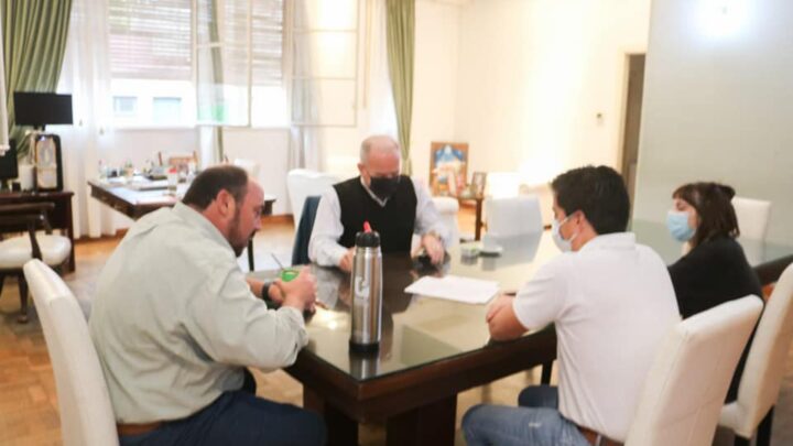 RANCHOS: El Municipio continúa con la pavimentación de calles