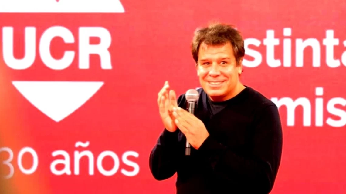 CUMBRE UCR: Facundo Manes va por la presidencia en 2023 CUMBRE UCR: Facundo Manes va por la presidencia en 2023