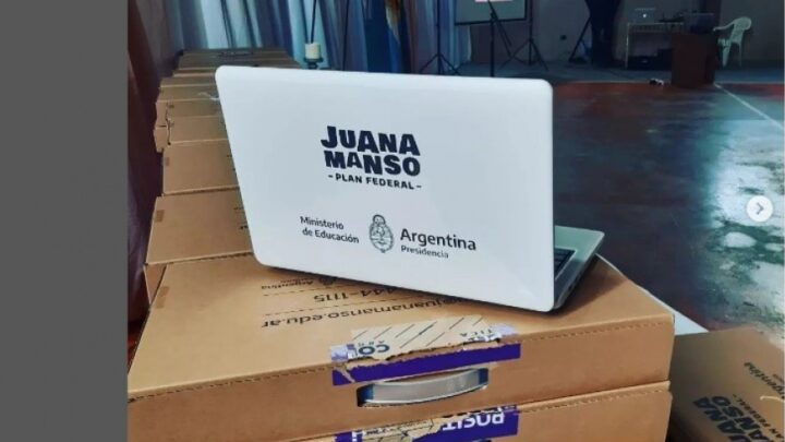 Entregaron Netbooks de Plan Conectar Igualdad en Lezama: la palabra de la Jefa de la Región Educativa XVII