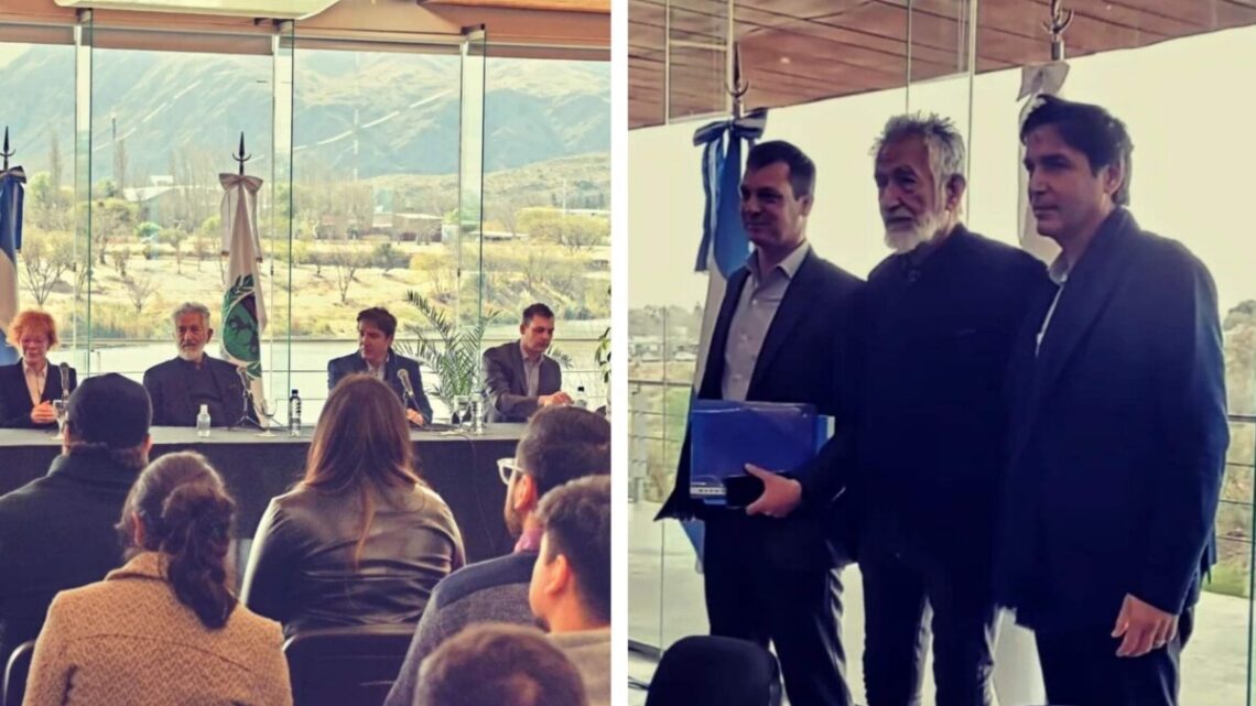 SEGURIDAD VIAL: El belgranense Rodrigo Mandagarán participó en San Luis de una firma de convenio junto al gobernador, Alberto Rodríguez Saá. 