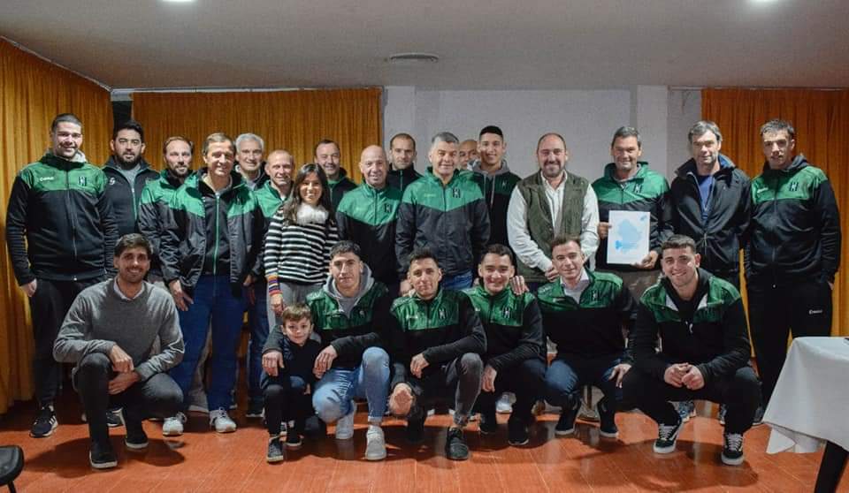 La intendencia agasajó a Atlético Ranchos por el subcampeonato en la Liga chascomunense La intendencia agasajó a Atlético Ranchos por el subcampeonato en la Liga chascomunense
