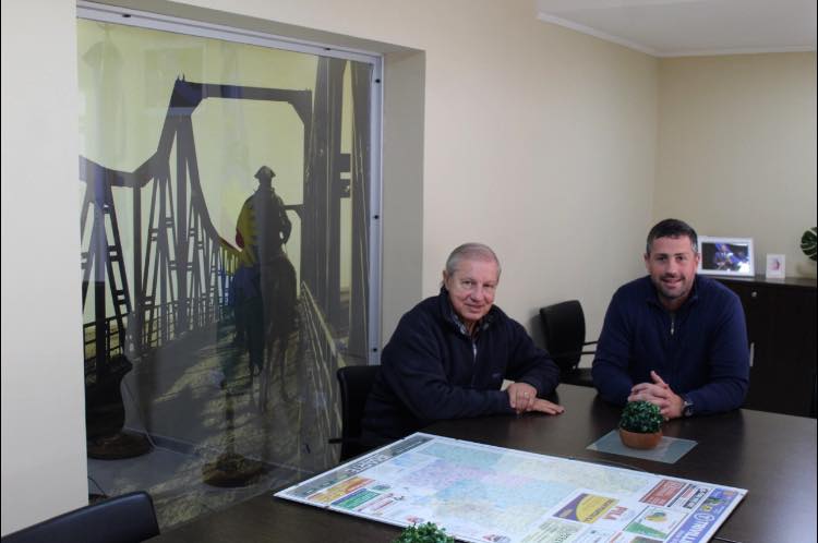 El intendente Walker recibió al presidente de la Sociedad Rural y articulan acciones conjuntas El intendente Walker recibió al presidente de la Sociedad Rural y articulan acciones conjuntas