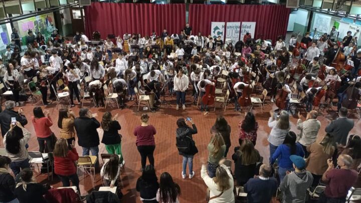 Ranchos vivió un exitoso e inolvidable encuentro Regional de Orquestas Escuela