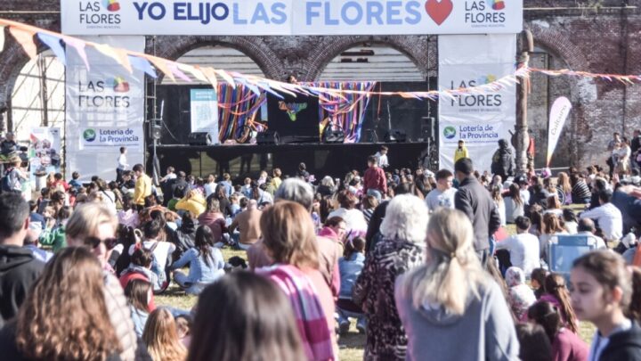 LAS FLORES: Inolvidable domingo en el Festival de las Niñeces