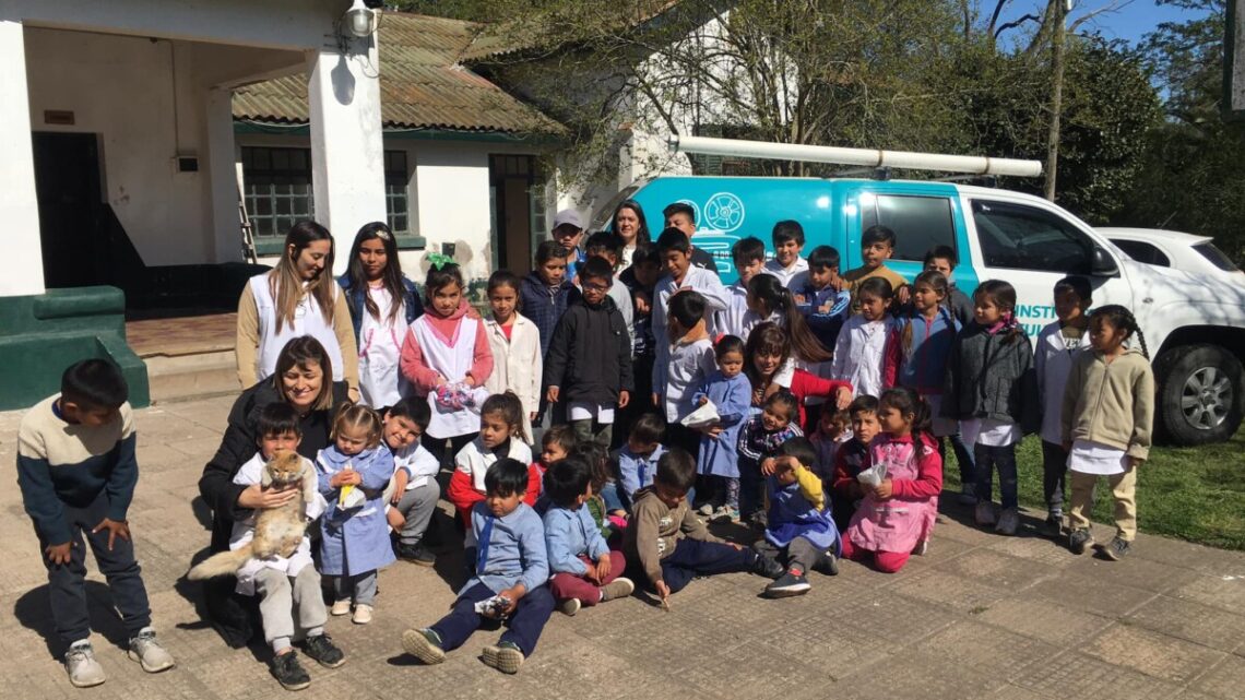 El Cine Móvil continúa recorriendo la provincia y llegó a General Belgrano El Cine Móvil continúa recorriendo la provincia y llegó a General Belgrano