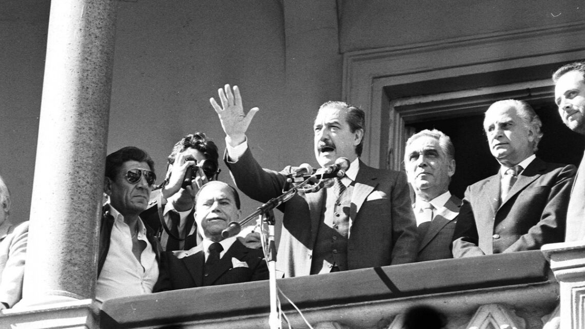 A 39 años del triunfo de Alfonsín y el retorno a la democracia A 39 años del triunfo de Alfonsín y el retorno a la democracia