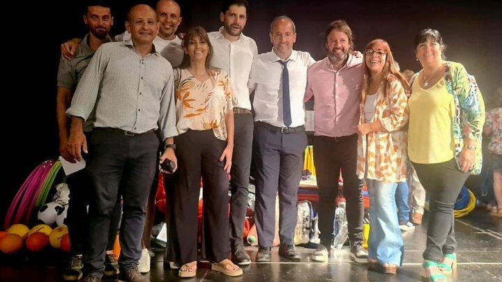GRAL BELGRANO: La Provincia invierte mas de 2 millones en material deportivo para equipar las escuelas secundarias