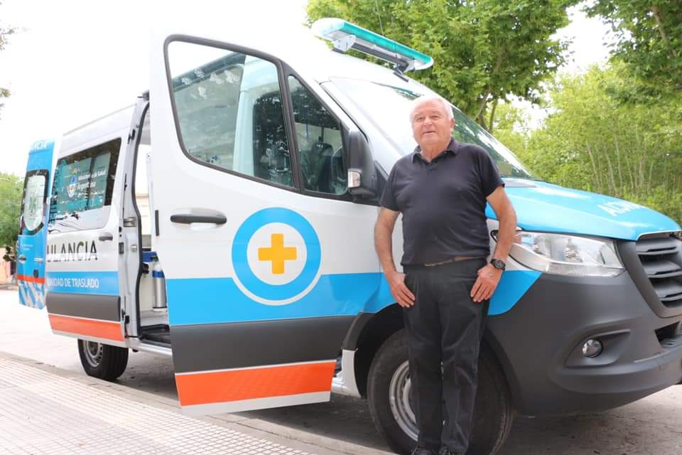 CASTELLI: El hospital local adquirió una nueva ambulancia y continúa fortaleciendo su Sistema de Salud CASTELLI: El hospital local adquirió una nueva ambulancia y continúa fortaleciendo su Sistema de Salud