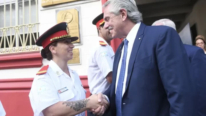 Alberto Fernández lanzó el primer Seguro Nacional para Bomberos Voluntarios