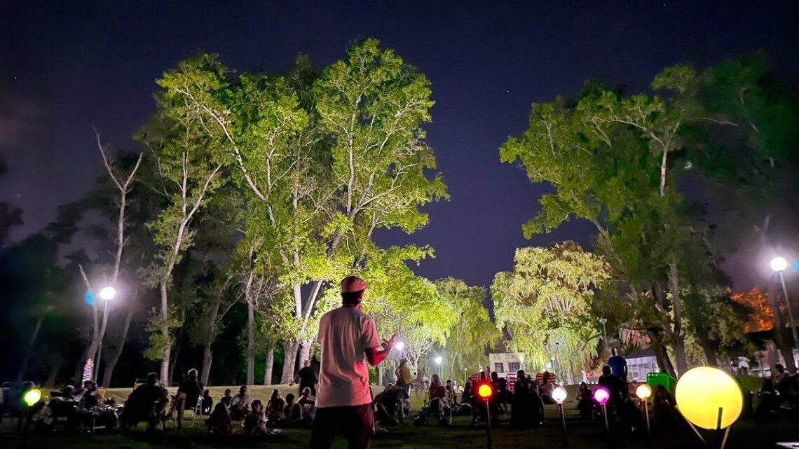 A pura emoción gran cantidad de vecinos y turistas participaron de una noche de astroturismo en General Belgrano A pura emoción gran cantidad de vecinos y turistas participaron de una noche de astroturismo en General Belgrano