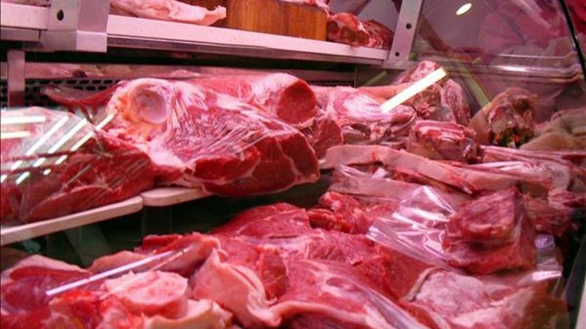 Economía: Anuncian descuento de 10% para la compra de carne con débito