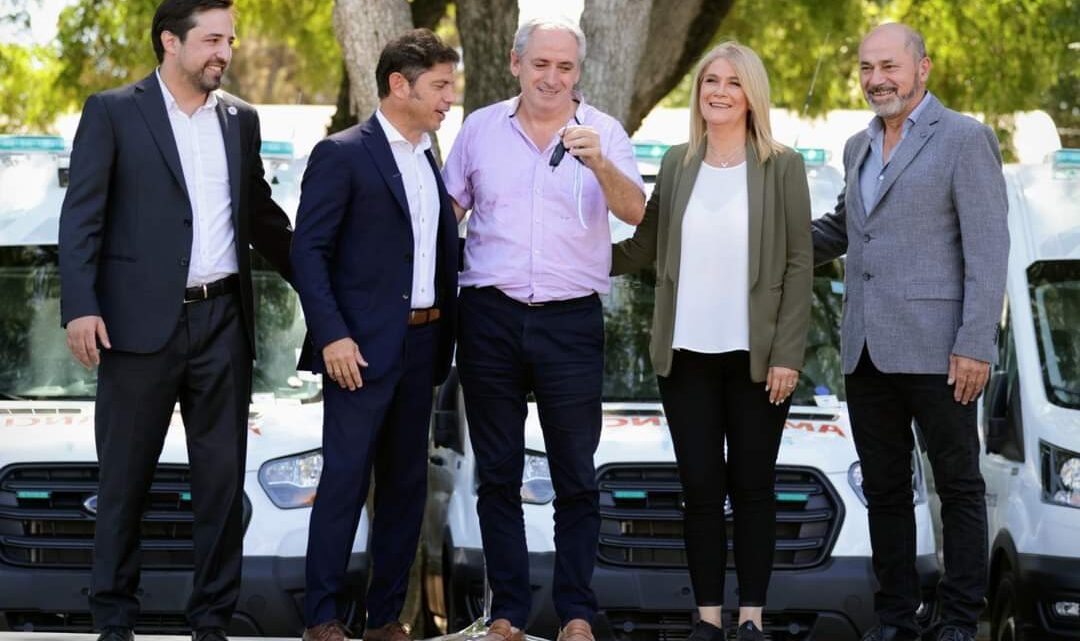 Kicillof presentó 199 ambulancias: “Los impuestos están acá, en inversión en el sistema de salud” Kicillof presentó 199 ambulancias: “Los impuestos están acá, en inversión en el sistema de salud”