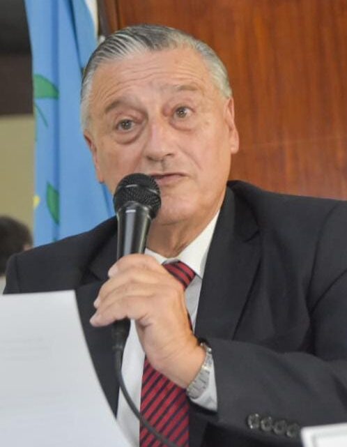El Intendente Gelené brindó el discurso de apertura de Sesiones destacando el desarrollo y crecimiento de Las Flores El Intendente Gelené brindó el discurso de apertura de Sesiones destacando el desarrollo y crecimiento de Las Flores