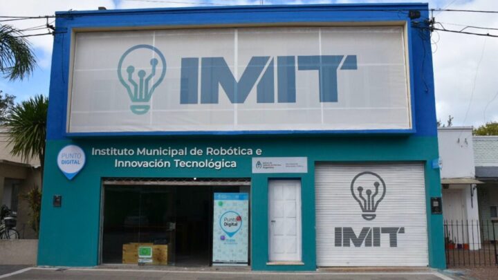 Echarren anunció que en Castelli se podrá estudiar en la UBA. La Universidad más prestigiosa de Sudamérica