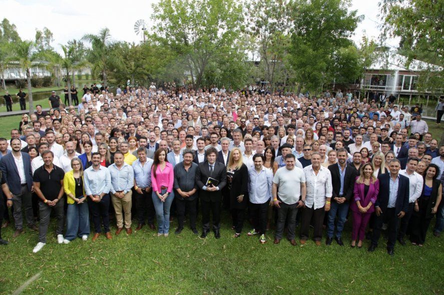 Desde La Libertad Avanza aseguran que ya tienen referentes en 131 distritos bonaerenses Desde La Libertad Avanza aseguran que ya tienen referentes en 131 distritos bonaerenses