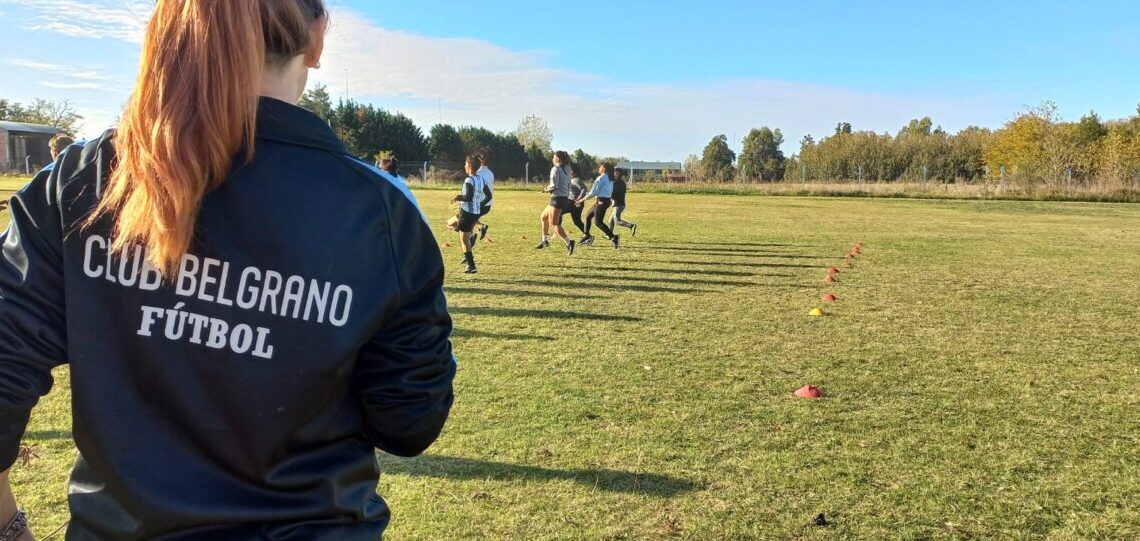 CLUB BELGRANO: Luego de un largo trayecto, se abrió la categoría de Fútbol Femenino CLUB BELGRANO: Luego de un largo trayecto, se abrió la categoría de Fútbol Femenino