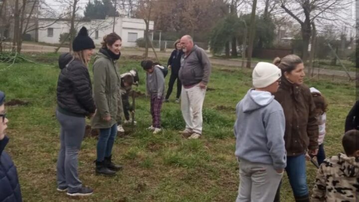 GRAL BELGRANO: se dio inicio a la huerta agroecológica en la Escuela Secundaria N°5