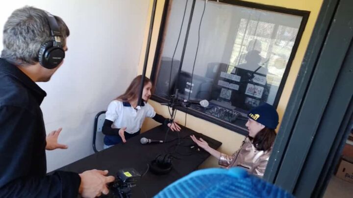 La radio de la Secundaria 5 fue entrevistada por “Somos Bonaerenses” ciclo que conduce “Pato” Galván por Canal 9